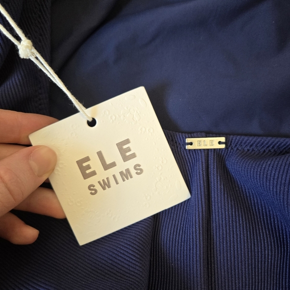 Ele Swims Sienna One Piece - Ribbed Navy Size Small - Picture 3 of 5